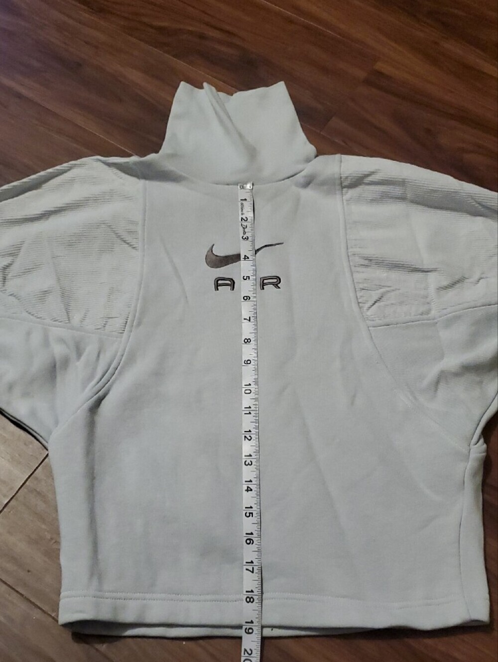 Nike AIR Cropped Turtleneck Sweatshirt - Picture 7 of 10